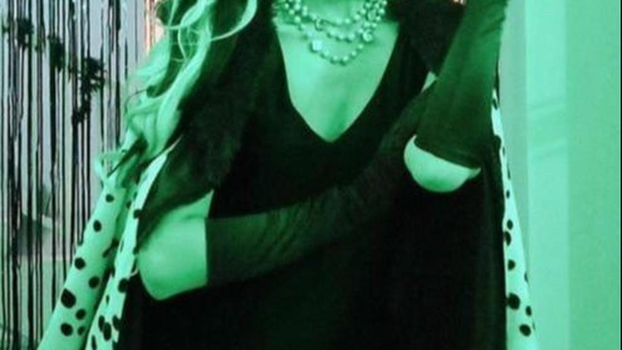 Bintang sinetron My Heart ini juga tampil beda saat perayaan Halloween (foto : instagram.com/yukikt)