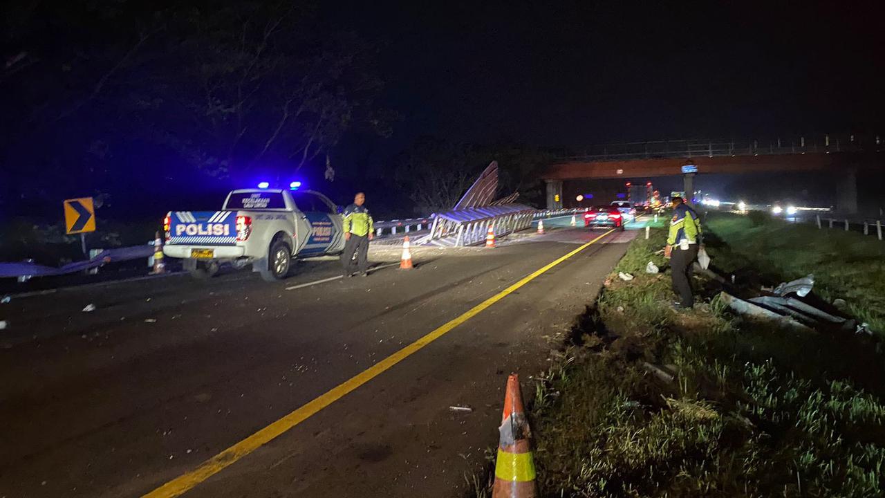Kecelakaan Beruntun di Tol Cipali, Lima Orang Meninggal Dunia, Tujuh Luka Berat