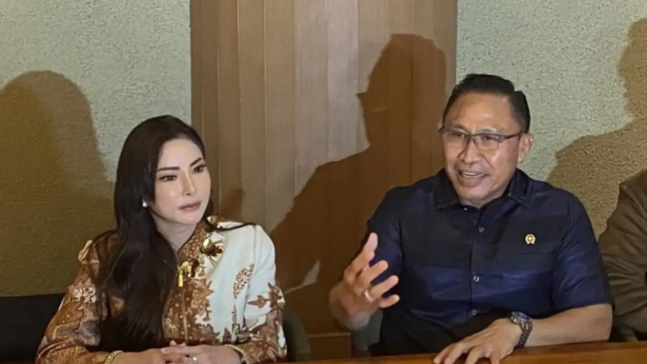 Ketum Gerakan Bela Negara Membangun Indonesia Laksamana Pertama TNI (Purn.) M. Faisal Manaf dan Ayu Aulia