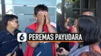 Polrestabes Surabaya, Jawa Timur, menangkap pelaku peremas payudara. Modus pelaku berpura-pura meminta nomor telepon korban dan ketika korban lengah pelaku langsung meremas payudara korban.