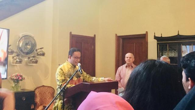 Anies Baswedan memberikan sambutan kepada alumni YES yang baru saja pulang ke tanah air (Liputan6.com/Siti Khotimah)