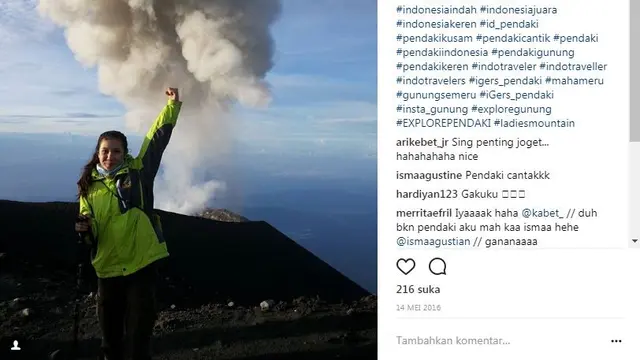 6 Pendaki Gunung Cantik yang Buktikan Wanita Itu Tangguh dan Kuat