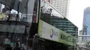Bus tingkat pariwisata menjadi favorit bagi para wisatawan saat libur nasional tahun baru, Jakarta, Kamis (1/1/2015). (Liputan6.com/Faizal Fanani)