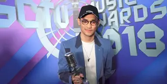 Barsama Isyana dan Rendy Pandugo, Afgan kembali raih penghargaan kolaborasi paling ngetop dalam SCTV Music Awards 2018