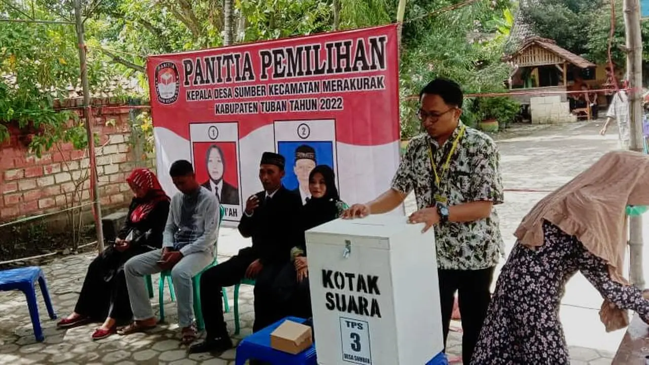 Suasana Pilkades Serentak di Tuban. (Adirin/Liputan6.com)