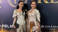 Potret Detail Kebaya Nola B3 dan Naura Ayu, Inspirasi Gaya Ibu-Anak yang Kompak