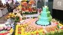 Hasil karya peserta lomba kreasi jajanan pasar di Jakarta, Rabu (20/2). Sebanyak 43 peserta mengikuti lomba yang digelar dalam rangka Musyawarah Nasional (Munas) 2019 Asosiasi Perusahaan Jasaboga Indonesia (APJI). (Liputan6.com/Angga Yuniar)