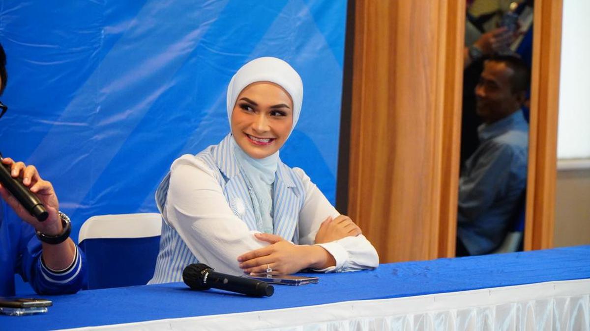 Putri Zulkifli Hasan Dukung Keterwakilan Perempuan di Pemilihan Legislatif 2024 thumbnail