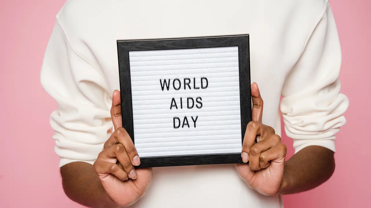 Peringati Hari AIDS Sedunia 2021: Soroti Kesenjangan Akses Pendidikan dan Layanan Kesehatan Seksual