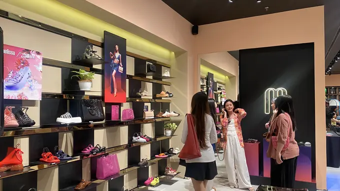 Store Terlengkap dan Terbesar Melissa Shoes di Indonesia