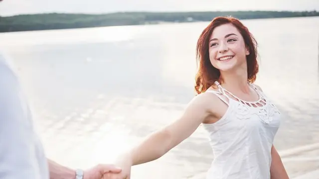 Kunci Hubungan Langgeng, Cara Membuat Perempuan Terlihat Berharga dan Selalu Dipuji Pasangan