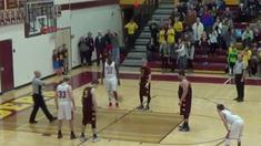 Lemparan dramatis di sisa waktu 3 detik berhasil membawa timnya meraih kemenangan secara dramatis pada kompetisi basket antar SMA di Amerika Serikat.