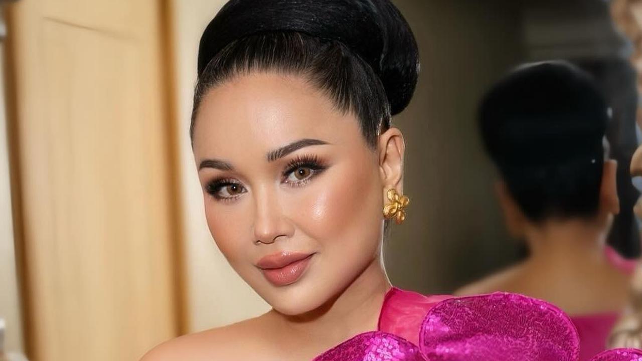 Beda Banget Sama Dulu, Begini Potret Terbaru Titi DJ Wajahnya Disebut Mirip Putri Thailand