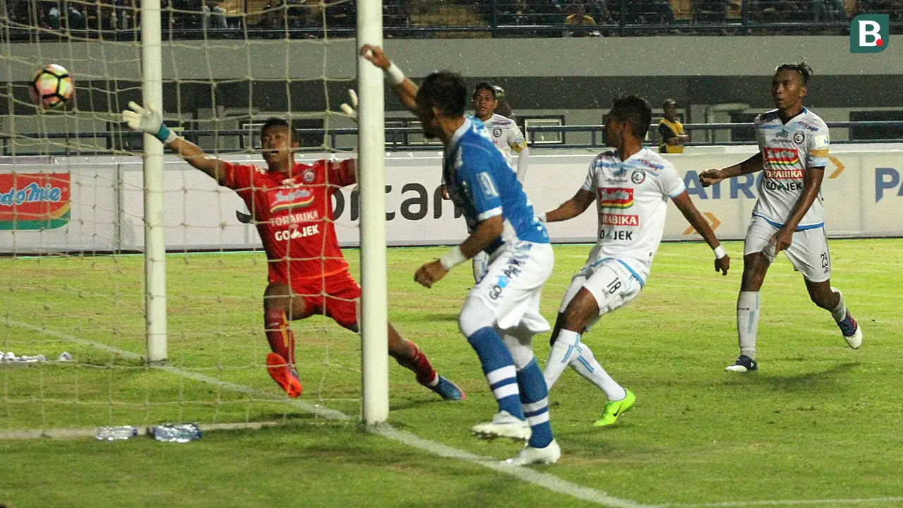 Striker Persib Bandung, Airlangga Sucipto