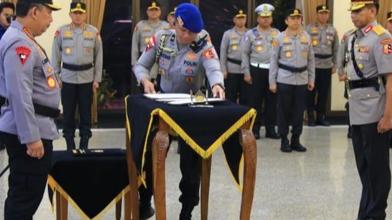 Kapolri Pimpin Sertijab Kapolda Jabar dan Kapusjarah Polri: Jenderal Rudi Setiawan dan Brigjen Idodo Simangunsong Resmi Menjabat