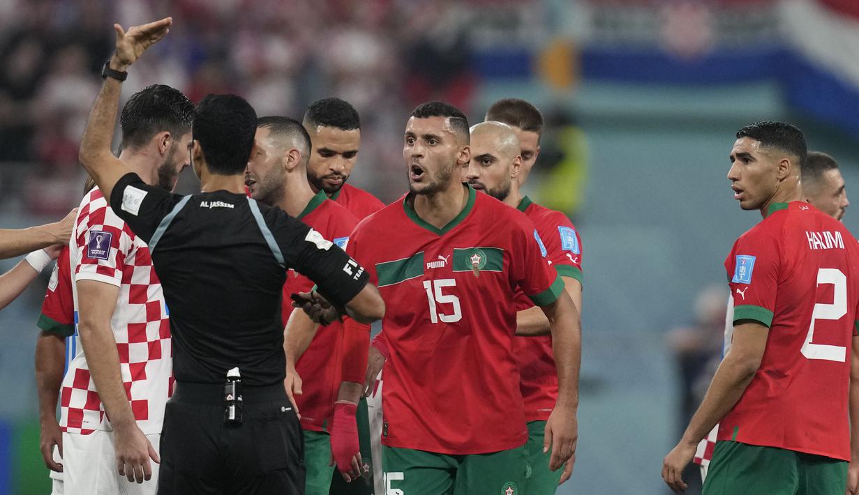 Sampai peluit panjang dibunyikan tidak ada lagi tambahan gol bagi kedua tim. Kemenangan 2-1 atas Maroko membuat Kroasia berhasil merebut posisi ketiga di Piala Dunia 2022. (AP Photo/Thanassis Stavrakis)