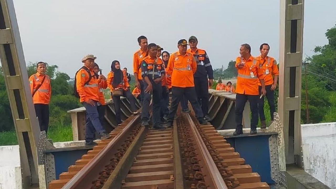 Pengecekan KAI Daop 7 Madiun: Intensifkan Sarana Prasarana Demi Keandalan Perjalanan Kereta Api