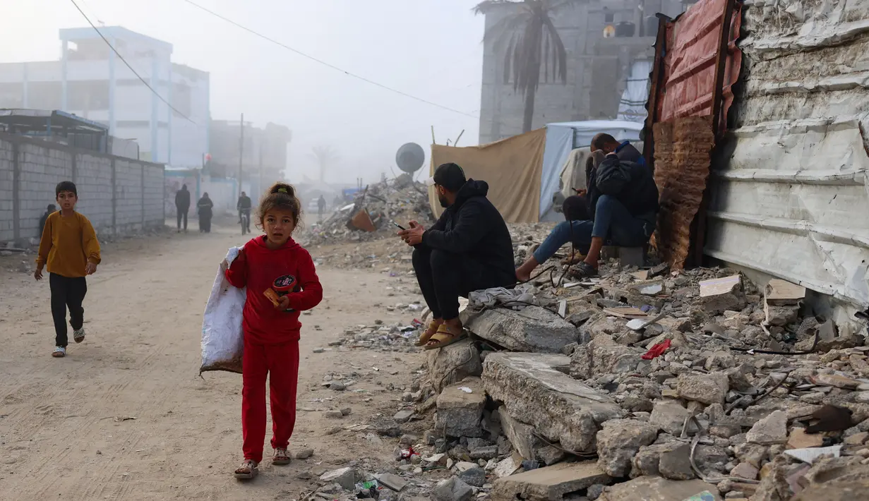 Pihak mediator Mesir dan Qatar, dengan dukungan Amerika Serikat mengumumkan kesepakatan gencatan senjata dan pembebasan sandera antara Israel dan Hamas direncanakan akan dimulai pada 19 Januari 2025. (Bashar TALEB/AFP)
