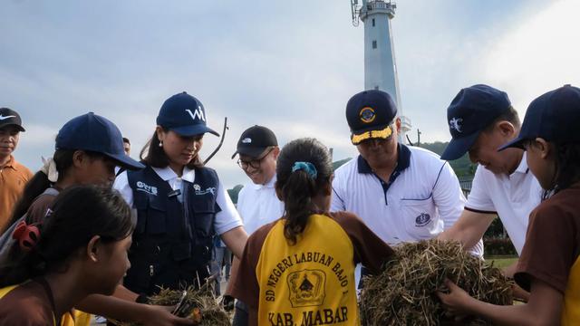 Hotel hingga Kapal Wisata di Labuan Bajo Segera Dilarang Gunakan Air Minum Kemasan Plastik