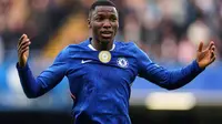 Moises Caicedo merayakan gol pembuka dalam laga Liga Inggris antara Chelsea dan Liverpool di Stamford Bridge, 4 Oktober 2025. (AP Photo/Ian Walton)