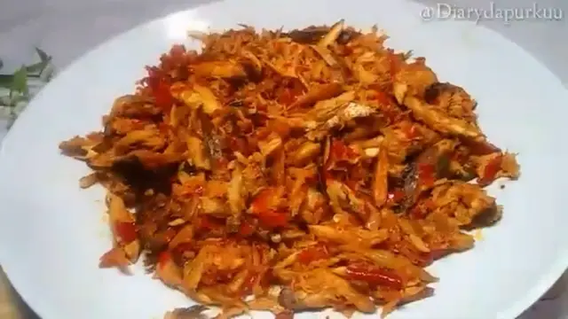 Ikan tongkol suwir suwir pedas