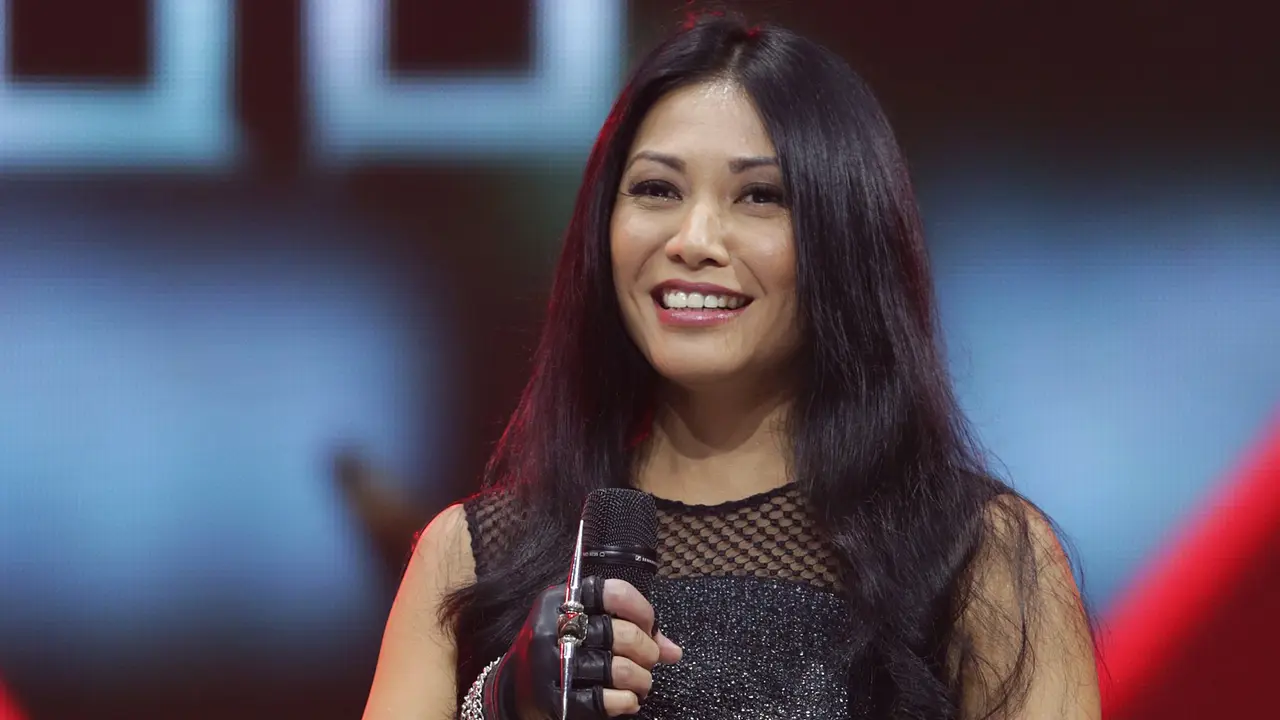 Anggun menjadi juri Miss France 2016 pada Desember 2015 lalu. (Bambang E. Ros/bintang.com)