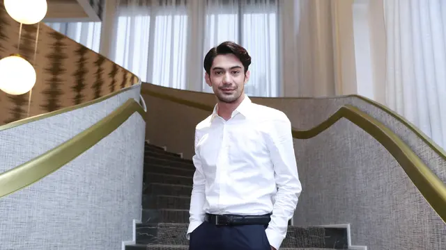 [Fimela] Reza Rahadian