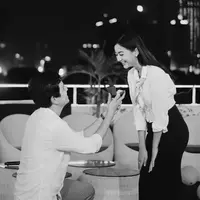 Momen Glenca Chysara Dilamar Rendi Jhon. (Sumber: Instagram/glencachysaraofficial)