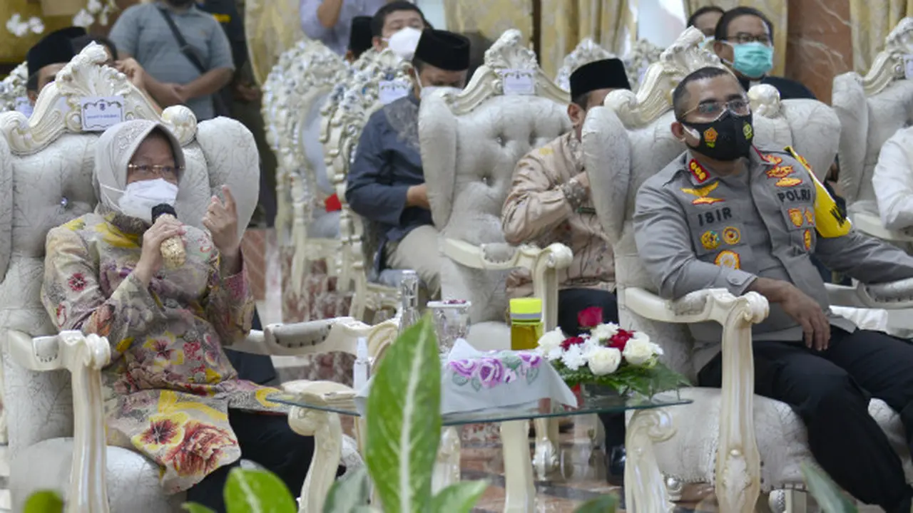 Forum Pimpinan Daerah (Forpimda) Kota Surabaya melakukan penandatanganan bersama dalam rangka memelihara ketenteraman, keamanan dan ketertiban masyarakat, Kamis (17/12/2020) (Foto: Dok Istimewa)