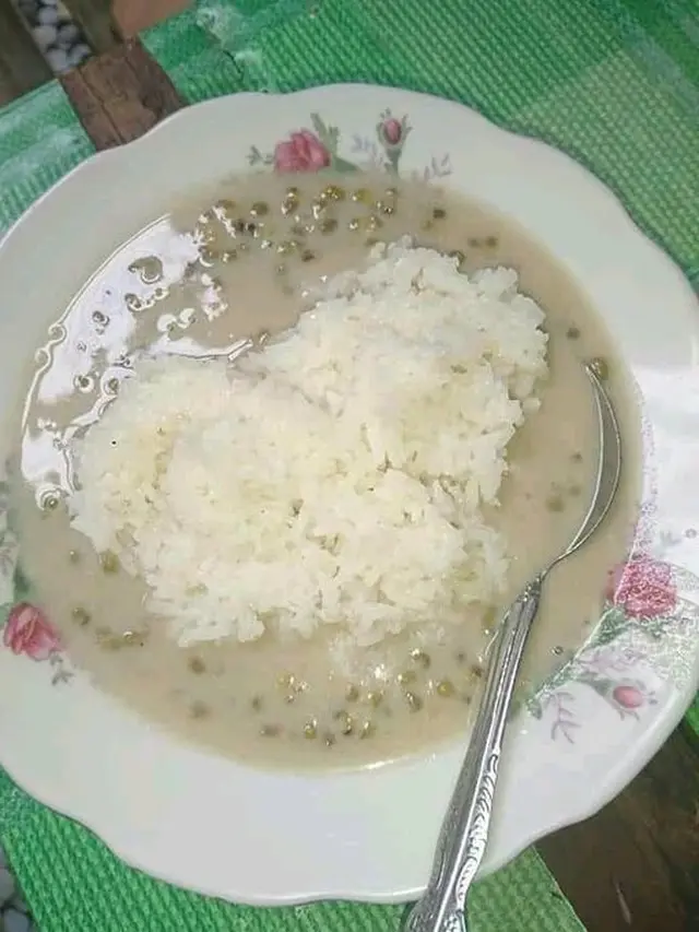 6 Potret Kreasi Makanan Absurd di Tanggal Tua, Kocak Banget