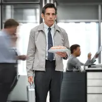 Mungkin tidak berhubungan langsung dengan pekerjaan kamu, tapi jangan pernah menganggap sepele keberadaan orang-orang ini. (Foto: weirdlyhub.com)