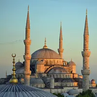 Supaya nggak ketinggalan, ini lho jadwal sholat, imsakiyah, dan buka puasa hari ke-11, 27 Mei 2018. (Foto: Wikipedia)