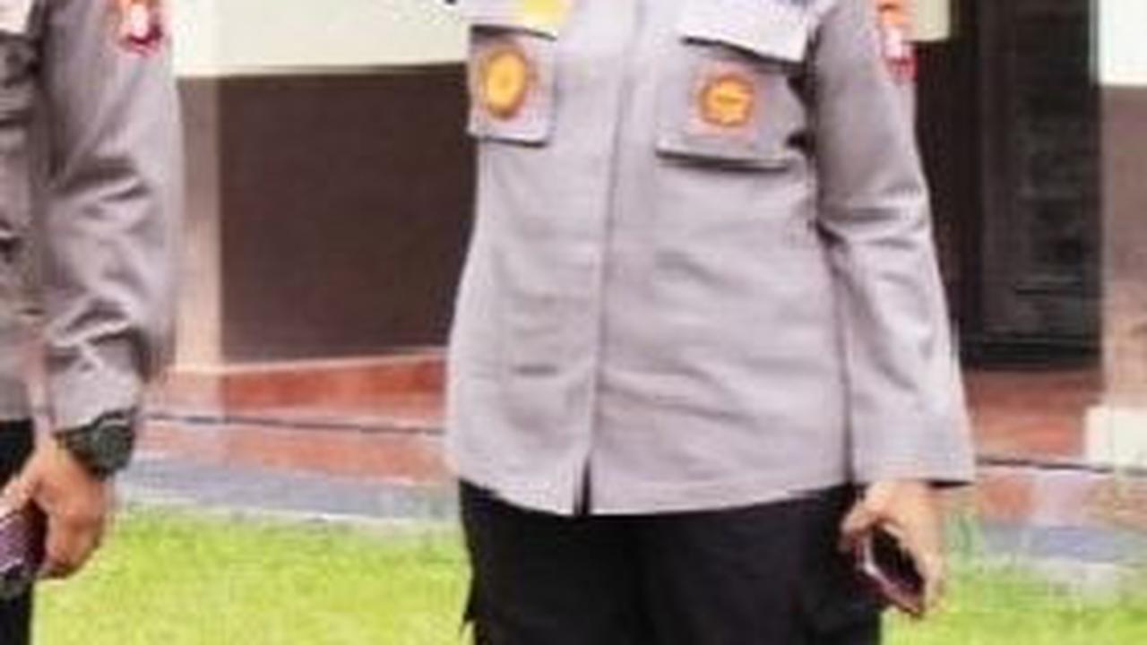 Sebenarnya, ada begitu banyak tokoh kepolisian yang merupakan alumni SIPPS atau Sekolah Perwira. Irjen Ida Oetari menjadi salah satunya. <br>