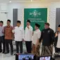 Ketum PBNU KH Yahya Cholil Staquf atau Gus Yahya usai konferensi pers di kantor pusat PBNU, Jakarta Pusat, Selasa (16/7/2024). (Liputan6.com/Radityo Priyasmoro)