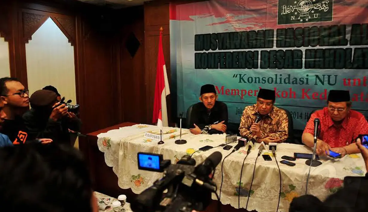 Dalam acara yang digelar sejak Sabtu (01/11/14) kemarin, KH Said Aqil Siradj memberikan beberapa wejangan agar konsolidasi NU mampu memperkokoh kedaulatan NKRI (Liputan6/JohanTallo)