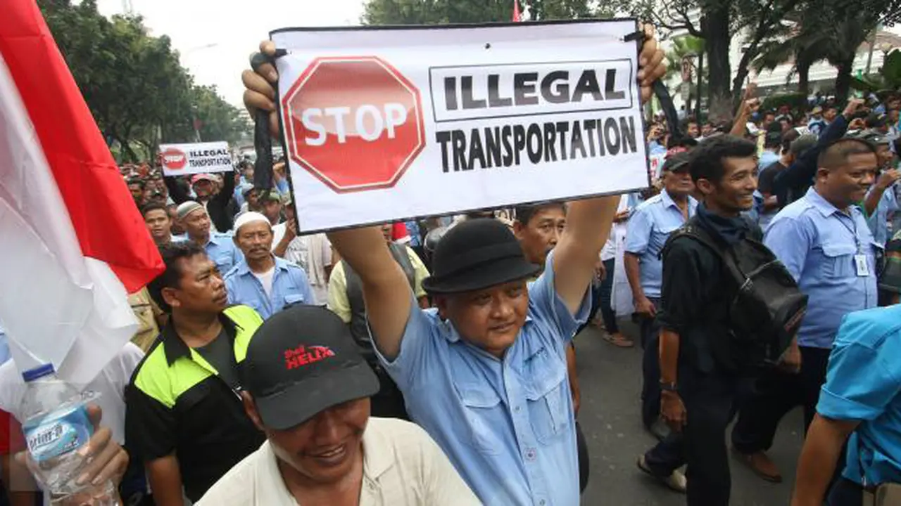 Curhat Sopir Taksi: Gara-gara Grab, Kami Makan 2 Hari Sekali
