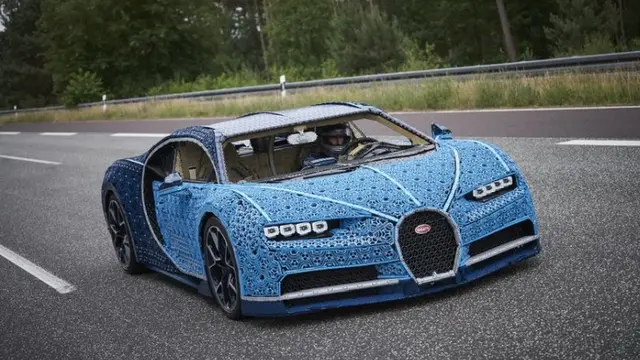 Bugatti Chiron dan Lego.