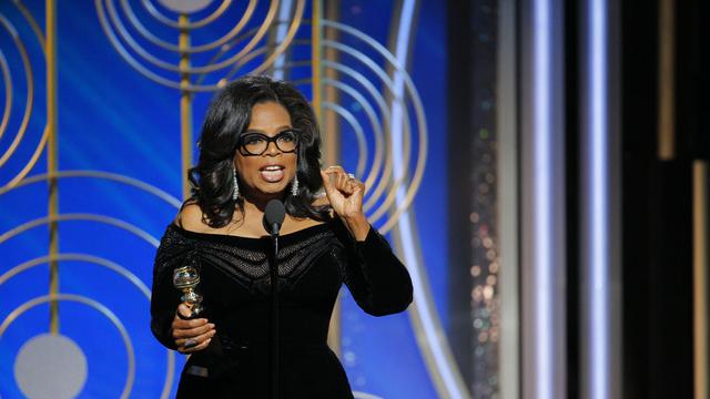 Oprah Winfrey saat memberikan pidato setelah menerima penghargaan Cecil B. DeMille Award di Golden Globes 2018
