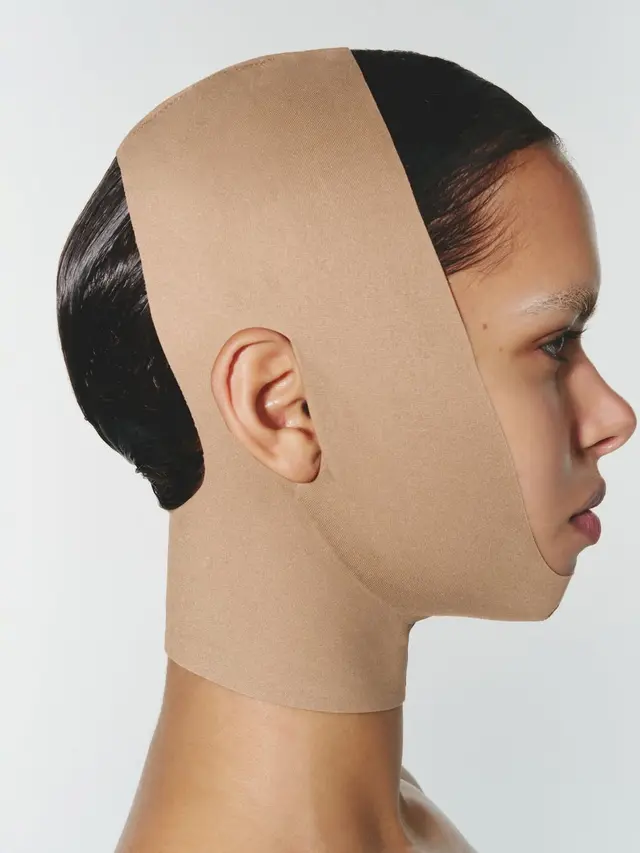 Antara Shapewear dan Statement Sosial, Menelusuri Produk-Produk Kontroversial SKIMS Milik Kim Kardashian