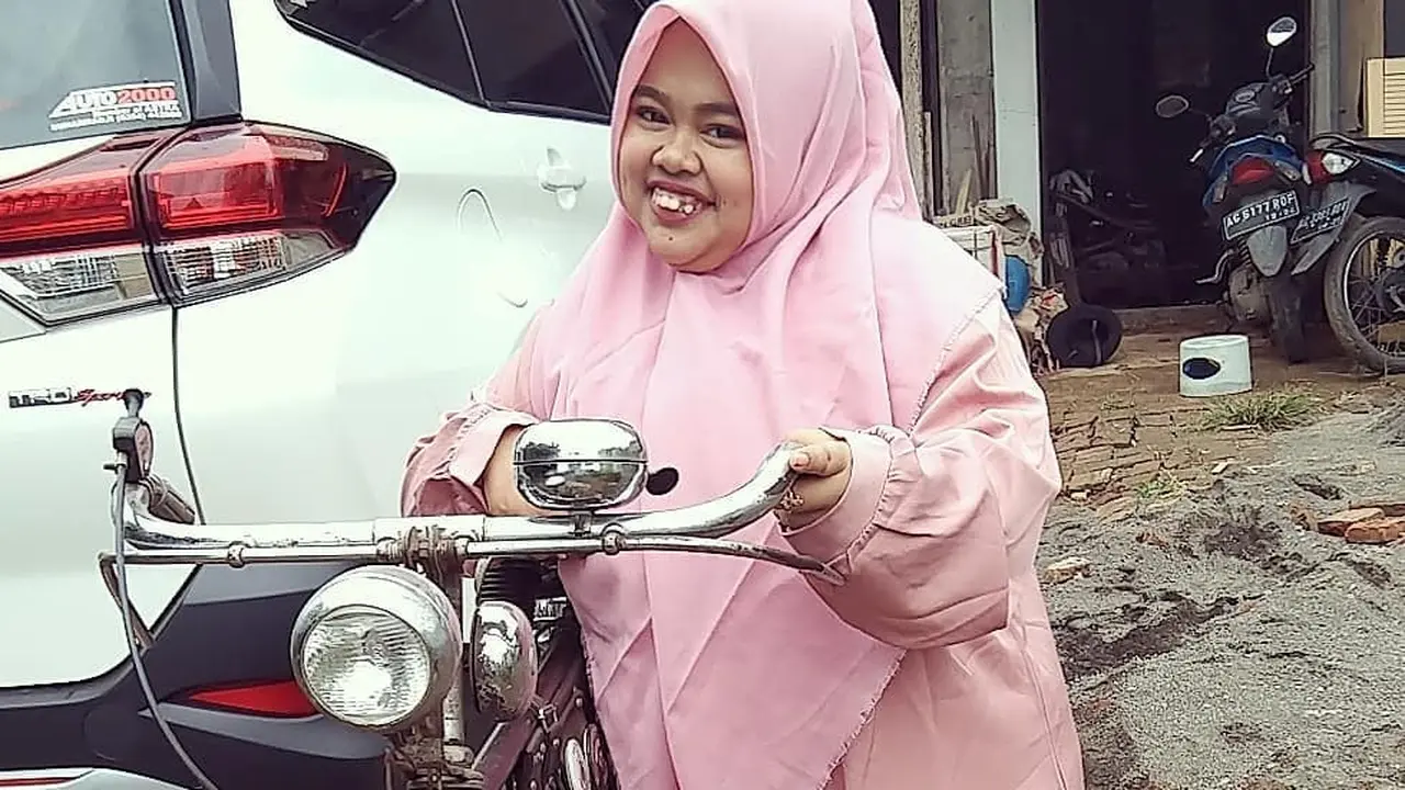 Rahmawati Kekeyi. (Foto: Instagram @rahmawatikekeyiputricantikka23)