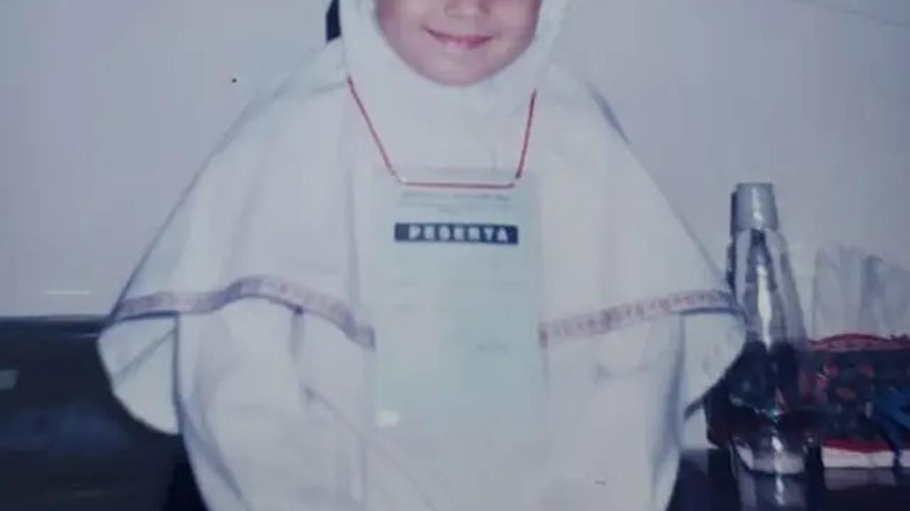 6 Potret Dulu dan Kini Enzy Storia Pakai Hijab, Semasa Kecil Pernah Ikut Pesantren Kilat