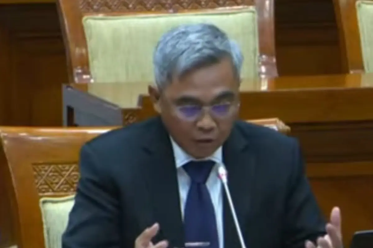 Calon Pimpinan (Capim) Komisi Pemberantasan Korupsi (KPK) Setyo Budianto saat mengikuti uji kelayakan atau fit and proper test di hadapan Komisi III DPR RI.