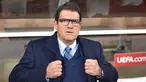 Fabio Capello ditunjuk sebagai pelatih Timnas Rusia pada 2012 lalu. Sayangnya, ia gagal membawa Skuat Beruang Putih lolos ke fase grup Piala Dunia 2014. Capello dipecat setahun setelah gagal memberikan hasil maksimal di Kualifikasi Euro 2016 dengan pesangon 13,4 juta pounds. (AFP/Kirill Kudryavtsev)