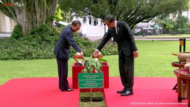 Presiden Joko Widodo (Jokowi) menyambut hangat Perdana Menteri Republik Demokratik Timor Leste, Taur Matan Ruak di Istana Kepresidenan Bogor pada Senin (13/2/2023).