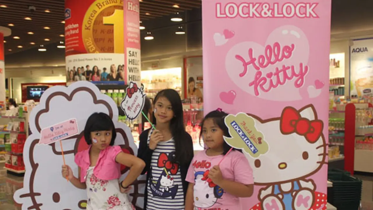 Copyright by Lock & Lock