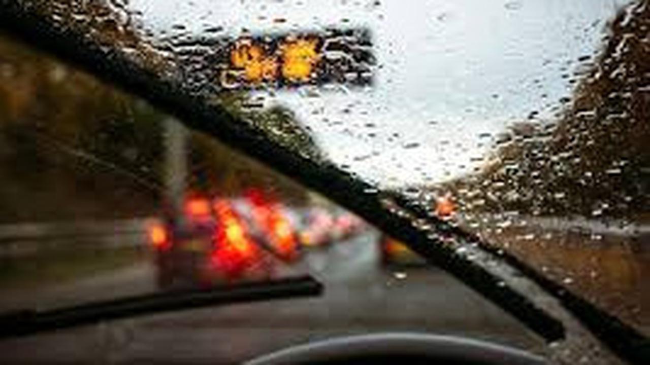Tips Ampuh untuk Mempertahankan Visibilitas Kendaraan Saat Hujan