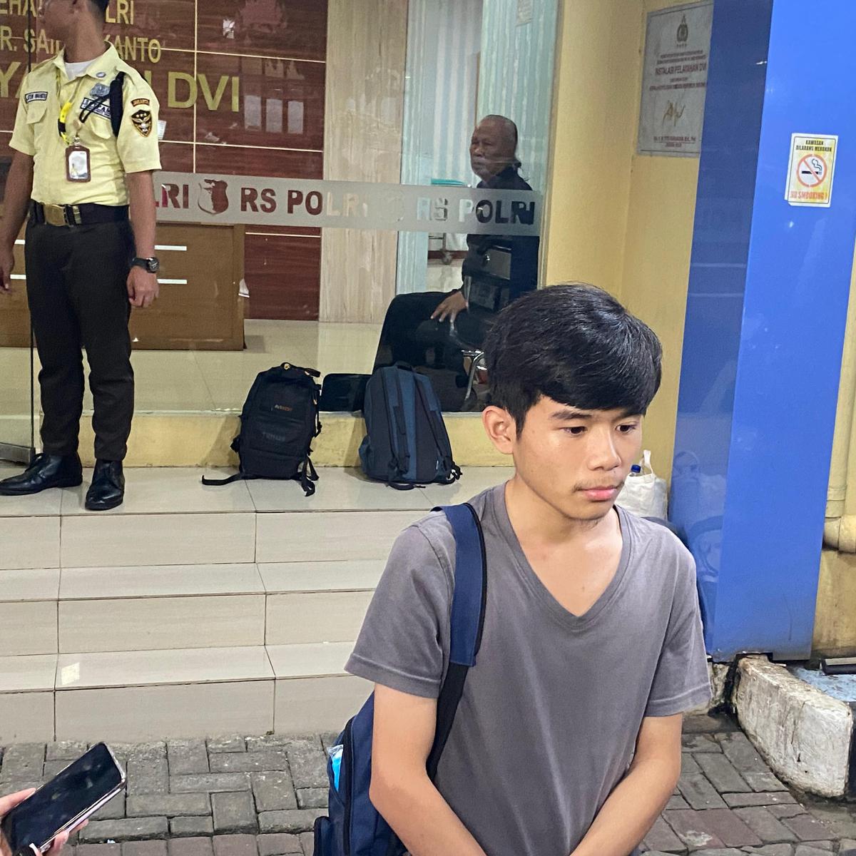 Anak cari ayah jadi korban kebakaran glodok plaza