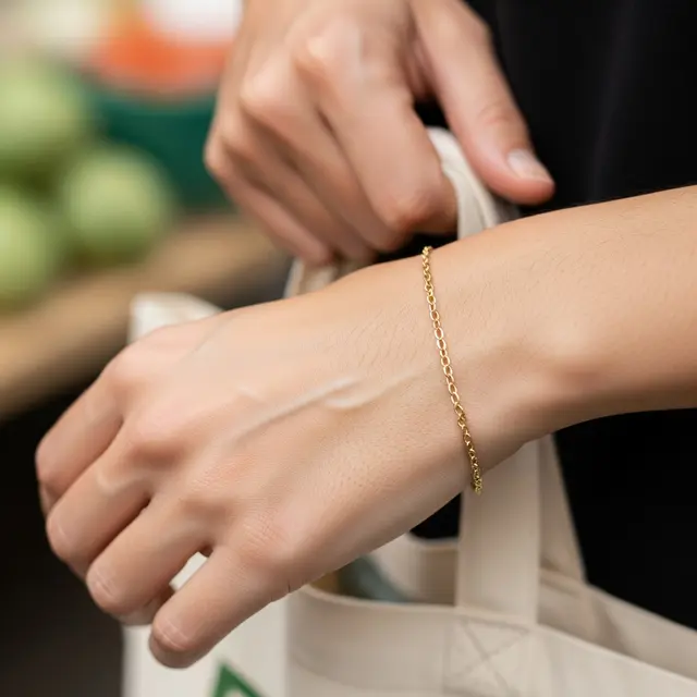 9 Model Gelang Emas Kecil Elegan yang Cocok untuk Pergi ke Pasar, Pilihan Tampil Berkelas