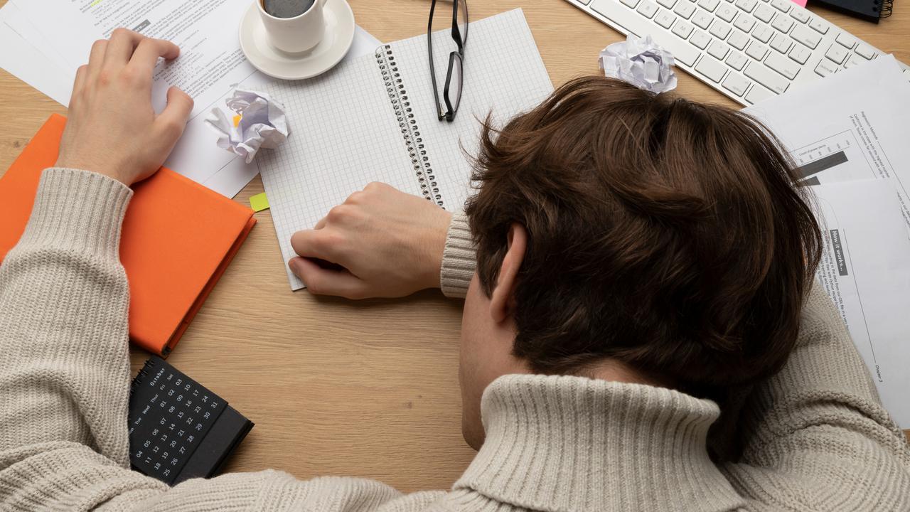 Memahami OCD, serta Mengungkap Perkembangan Perawatan OCD Dulu hingga Kini