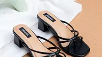 Model Sandal Lebaran 2025 untuk Wanita, Bisa Jadi Pilihan Gaya di Hari Raya